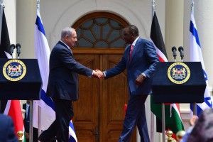 Prime Minister Benjamin Netanyahu and President of Kenya Uhuru Kenyatta hold a press conference in Nairobi. Photo: Kobi Gideon/GPO.