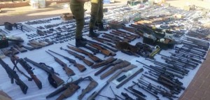 Some of the Palestinian weapons seized by Israeli police. Photo: Israeli government.