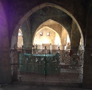The tomb of the Jewish Prophet Nahum in Al Qosh. Concern has been growing about the tomb's proximity to areas where the Islamic State is active. Photo: Wikimedia Commons.