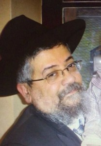 Shalom Dovber Levy is home from the hospital after being stabbed by Muslim assailant in Strasbourg last Friday.