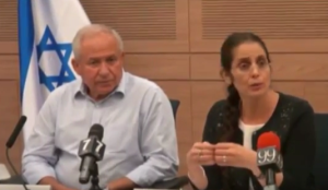 Knesset Foreign Affairs and Defense Committee Chairman Avi Dichter (left) and Likud MK Anat Berko, during the session with Reservists on Duty about BDS. Photo:YouTube/Screenshot.