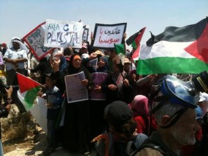 A Palestinian demonstration against Israeli demolition of the village of Susiya. Credit: Wikimedia Commons.