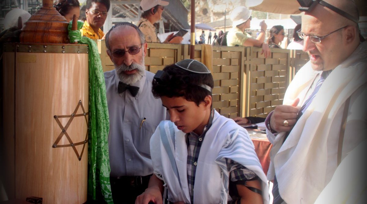 A bar mitzvah boy in synagogue. Illustrative photo: Wikipedia.