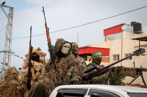 Members of Hamas's "military wing" in the Gaza Strip town of Rafah Jan. 31, 2017. Photo: Abed Rahim Khatib/Flash90.