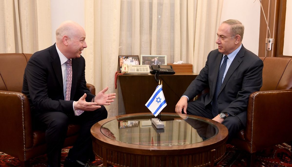 US President Donald Trump's adviser Jason Greenblatt and Israeli Prime Minister Benjamin Netanyahu meeting on March 13. Photo: Twitter.
